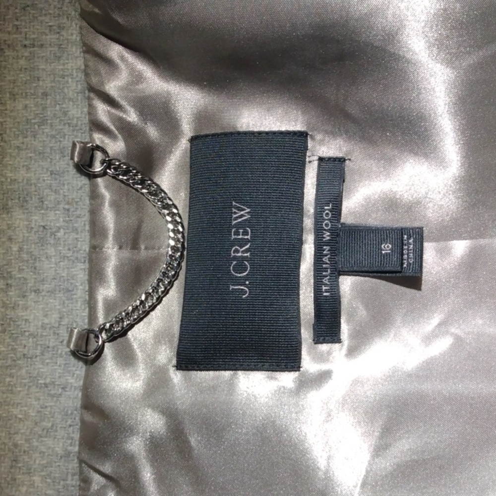 Elegant Gray Women's Coat - Picture 5 of 7